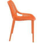 Vue de perspective de la chaise de café orange CHVEASY05, soulignant son style contemporain - easychr.com