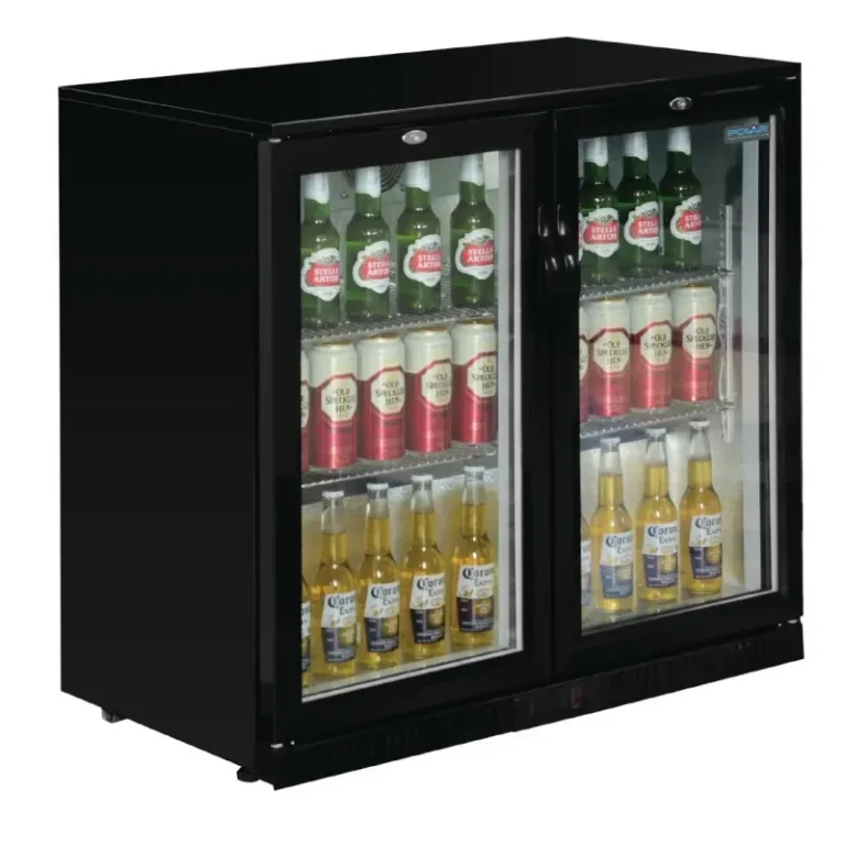 Arrière-bar Polar GL002 rempli de bouteilles de boissons