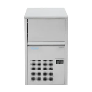 Machine à glaçons gourmet Polar UA026, vue de trois quarts