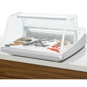 Vitrine réfrigérée à poisson Polar GE960 avec produits exposés