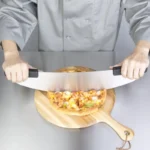 Couteau à pizza Vogue à lame inox de 520 mm – vue 2