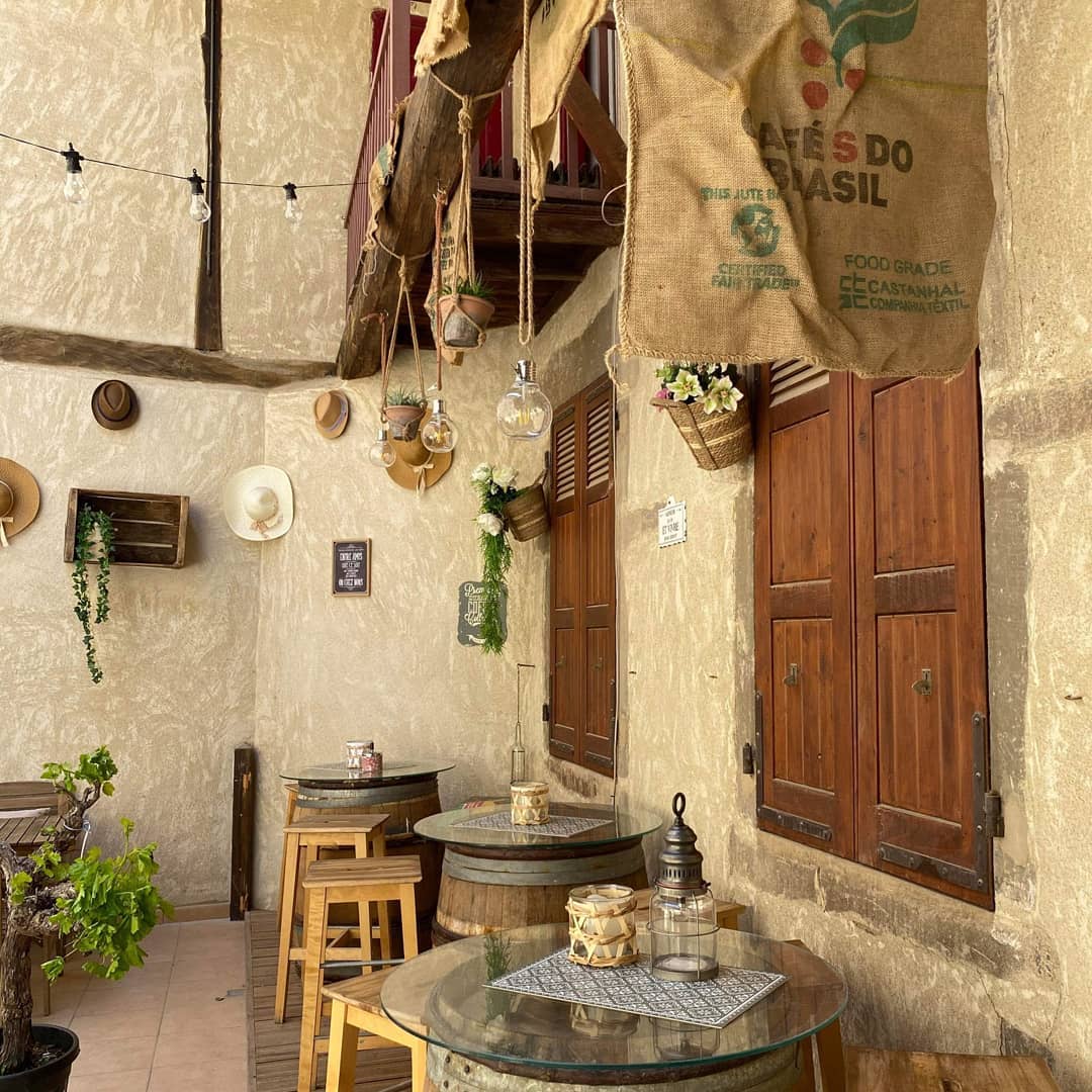 La Taverne du Bélier Rouge à Saint-Antoine-l'Abbaye